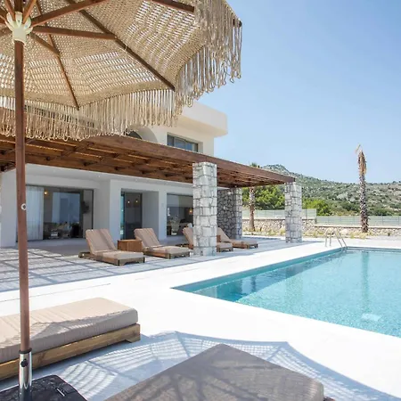 Athoros Luxury * Afantou